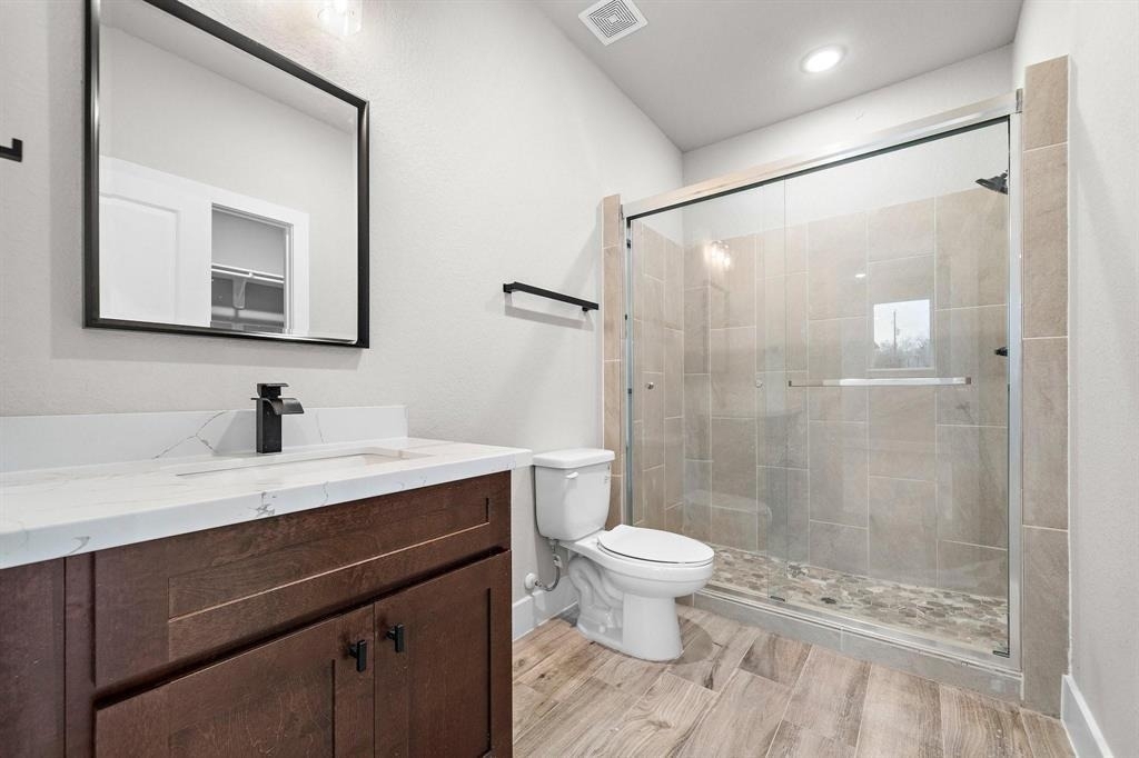 228 W 28th Street - Photo 20