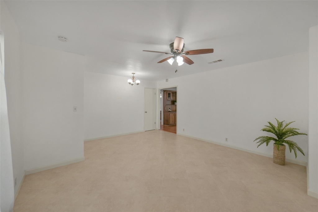 8415 Braesdale Lane - Photo 5