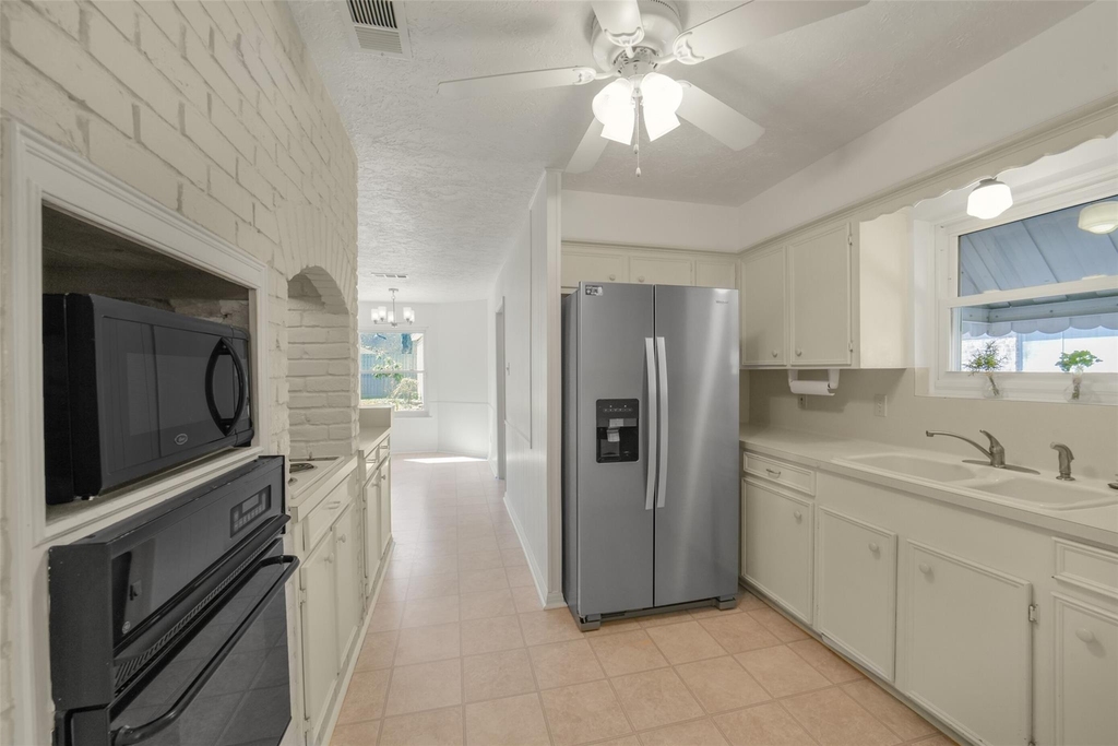 8415 Braesdale Lane - Photo 15