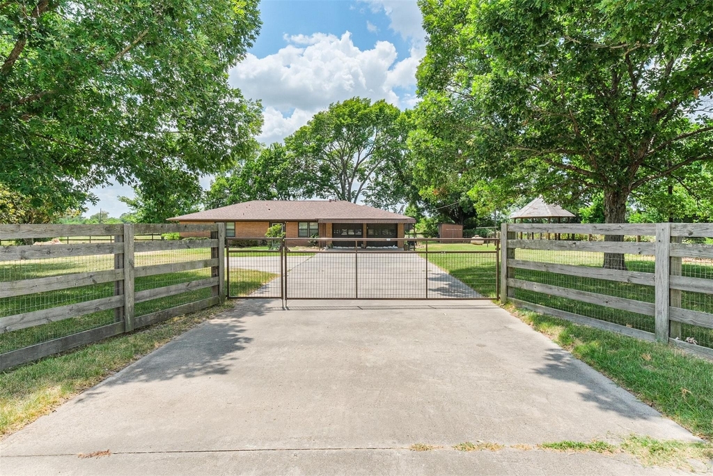 18211 Mueschke Road - Photo 38