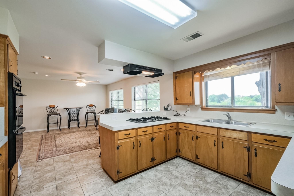 18211 Mueschke Road - Photo 16