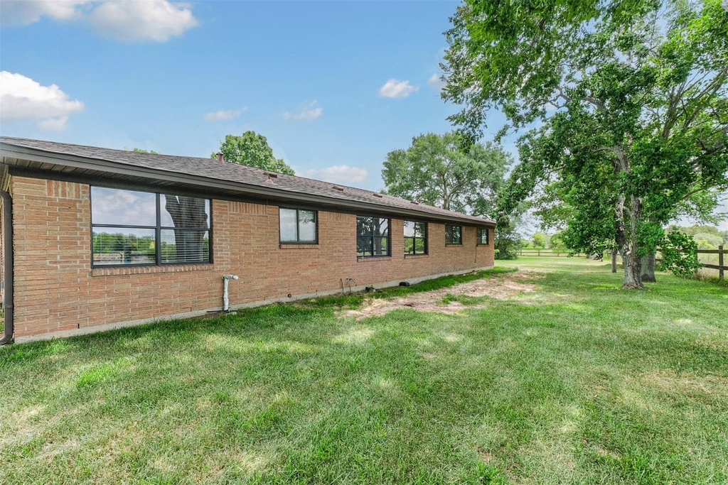 18211 Mueschke Road - Photo 9