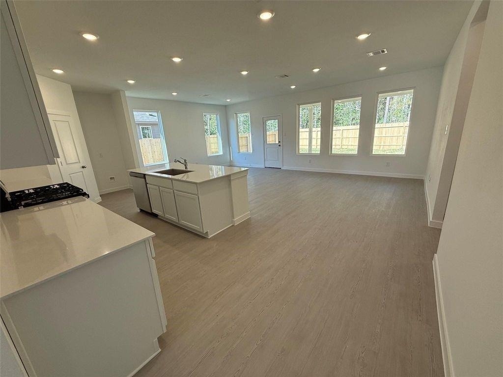 3032 Waterwood Pass Drive - Photo 3