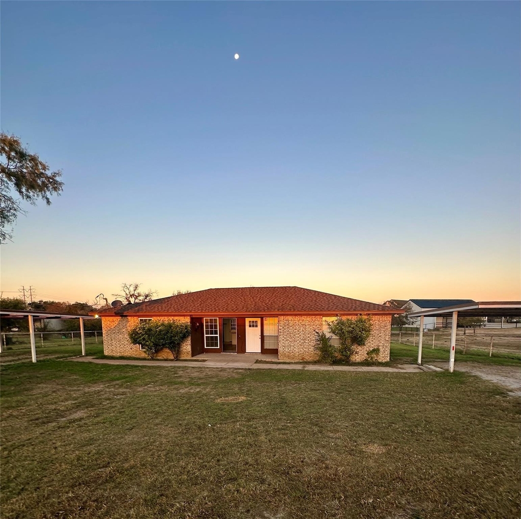 120 Don Propp Road - Photo 0