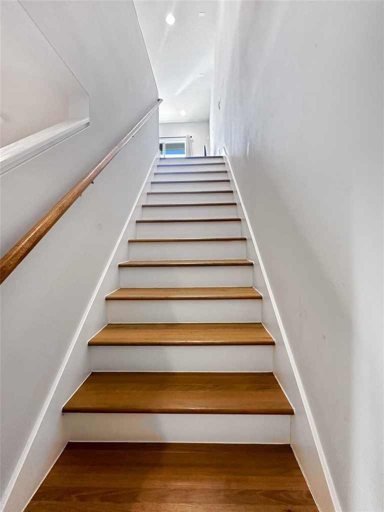 4702 Oats Street - Photo 6