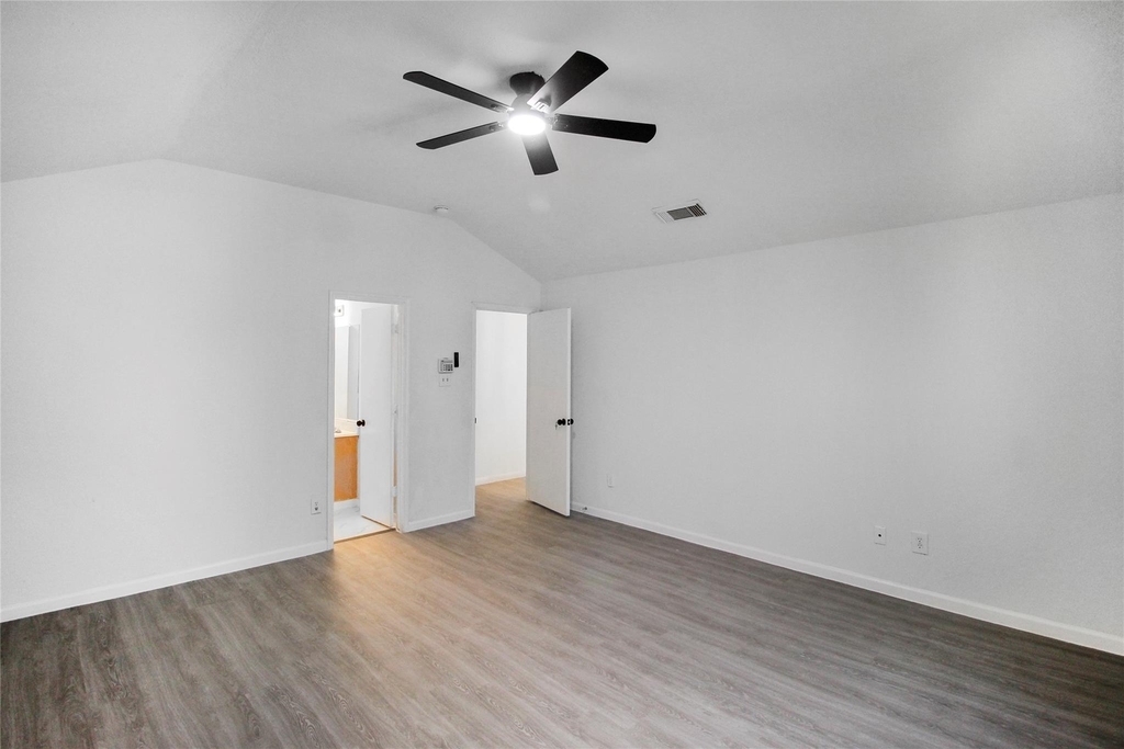 511 Chaseway Drive - Photo 17