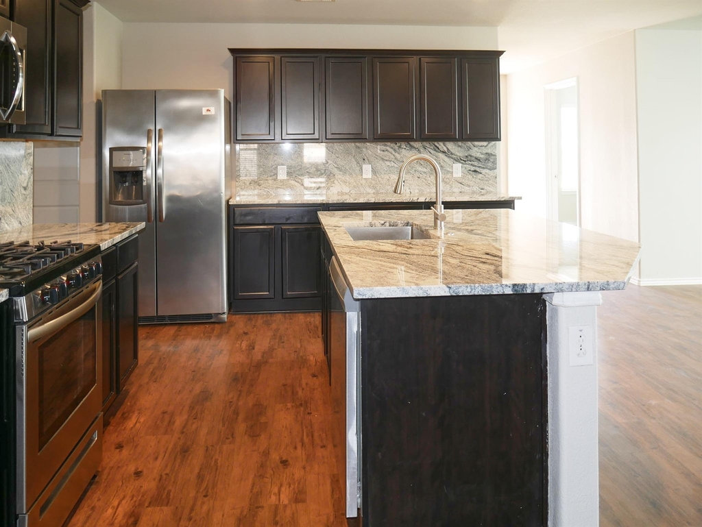 13918 Nicolet Arbor Lane - Photo 9