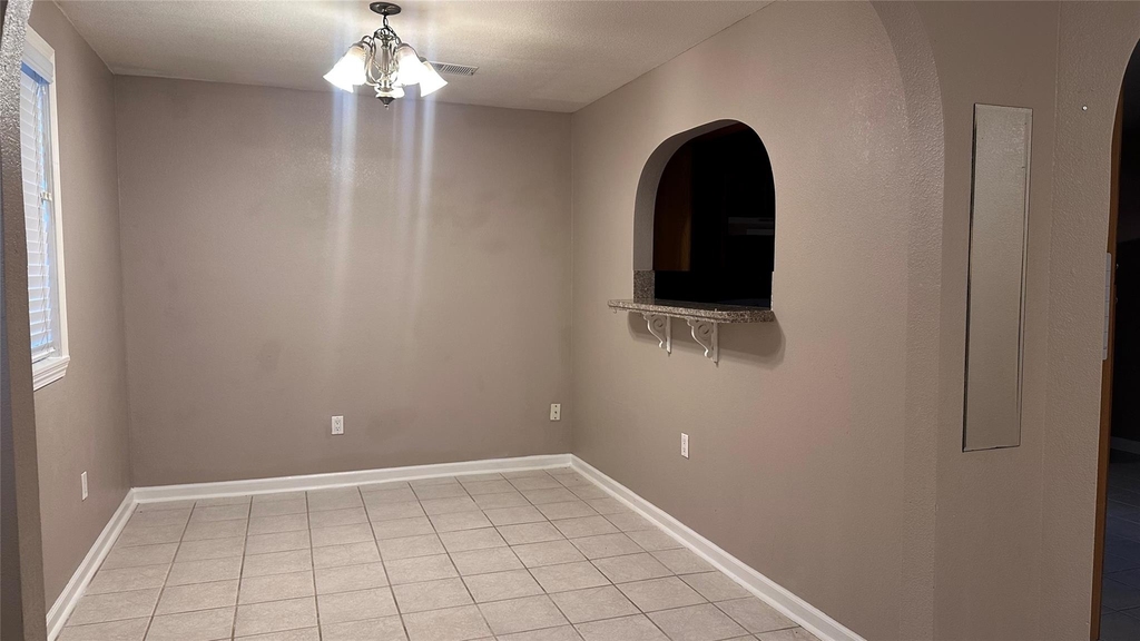 5753 Pinehurst Drive - Photo 3