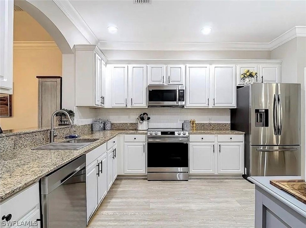 9723 Heatherstone Lake Court - Photo 4
