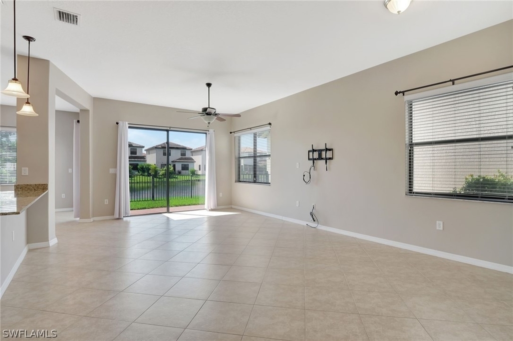 5374 Ferris Avenue - Photo 3