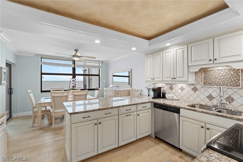 9375 Gulf Shore Drive - Photo 20