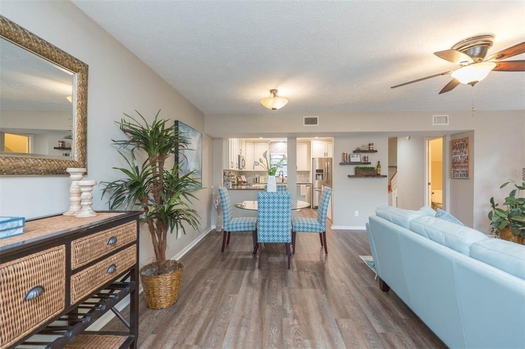 702 W Bay Street - Photo 9