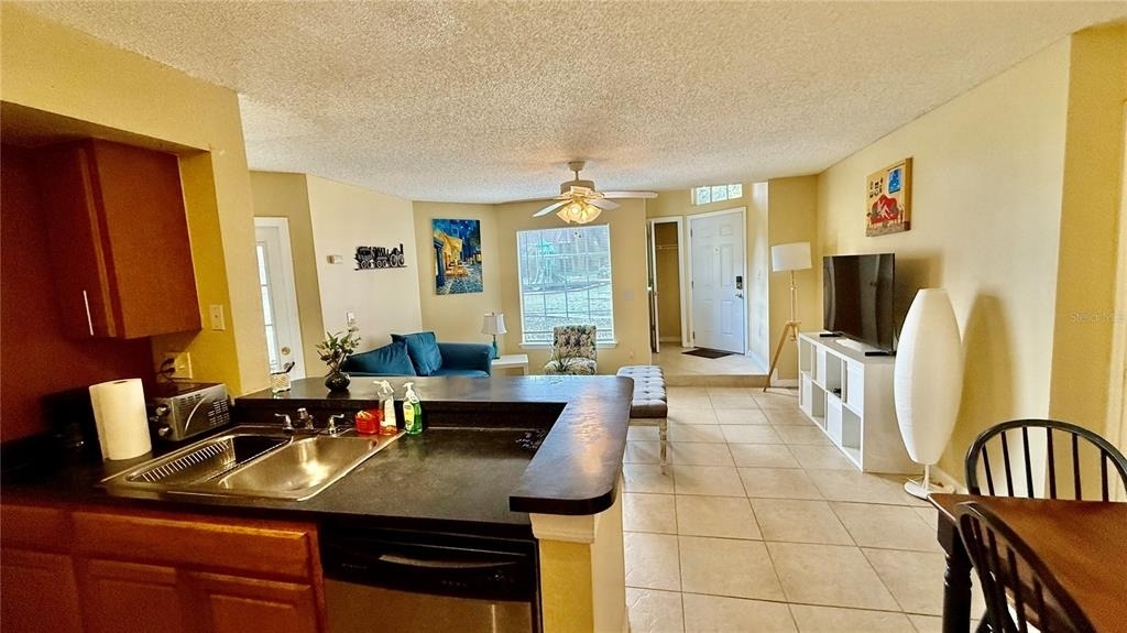 441 Fountainhead Circle - Photo 5
