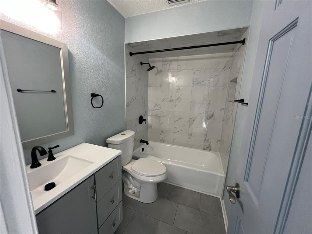 810 Kings Court - Photo 5