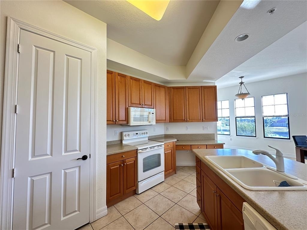98 Vivante Boulevard - Photo 31