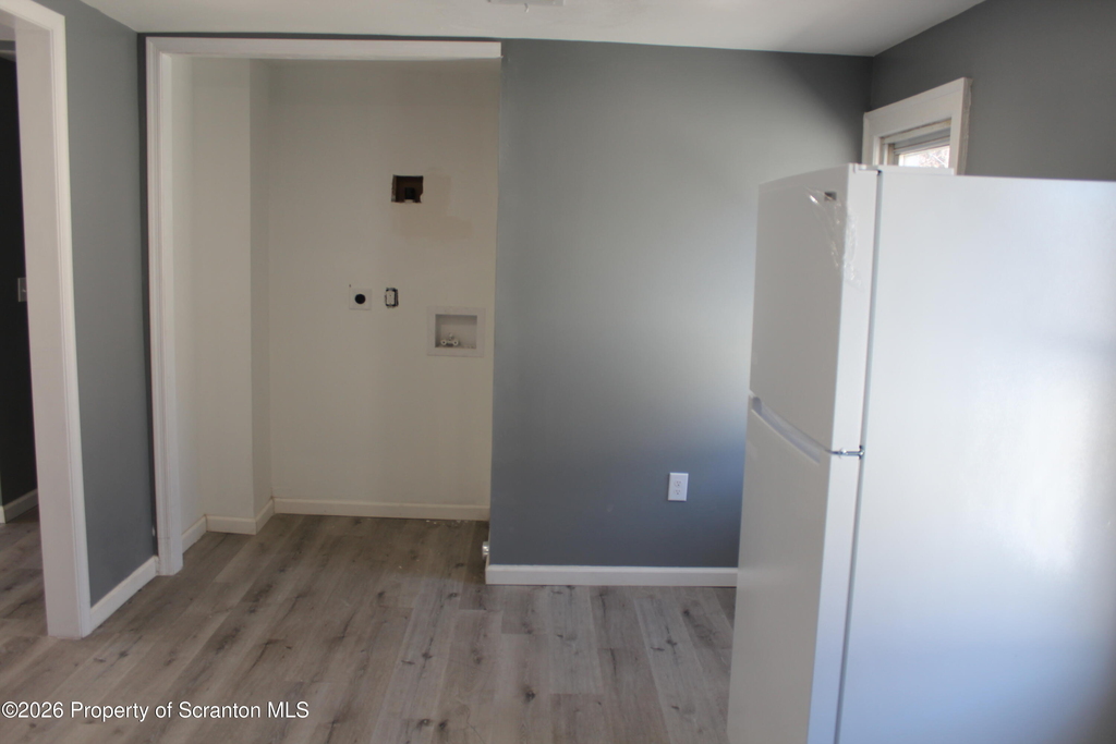335 Phelps Street - Photo 8