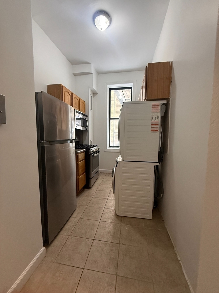 600 West 142nd Street - Photo 2