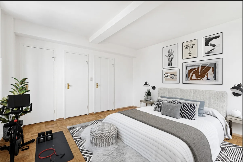 1st avenue - Photo 3