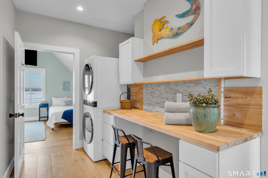 49 Circle Beach Road - Photo 9