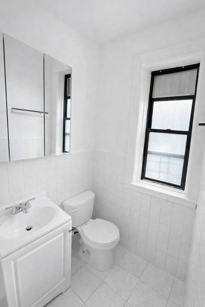 190 Claremont Avenue - Photo 2