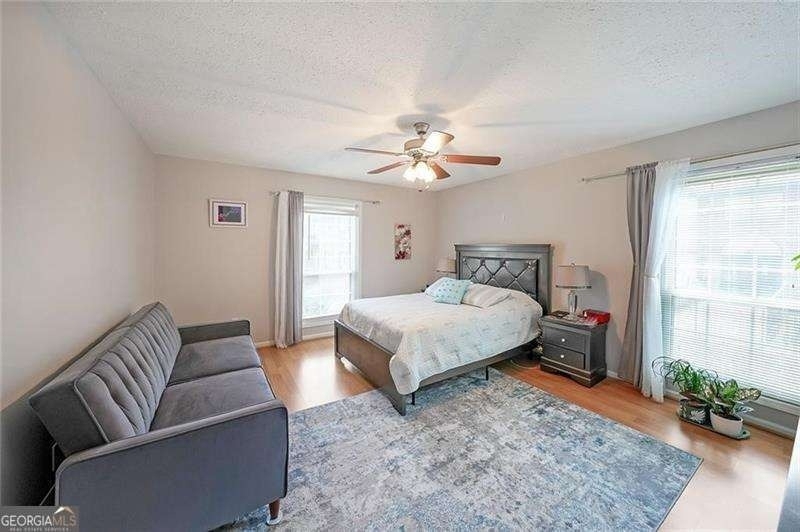6851 Roswell Road - Photo 20