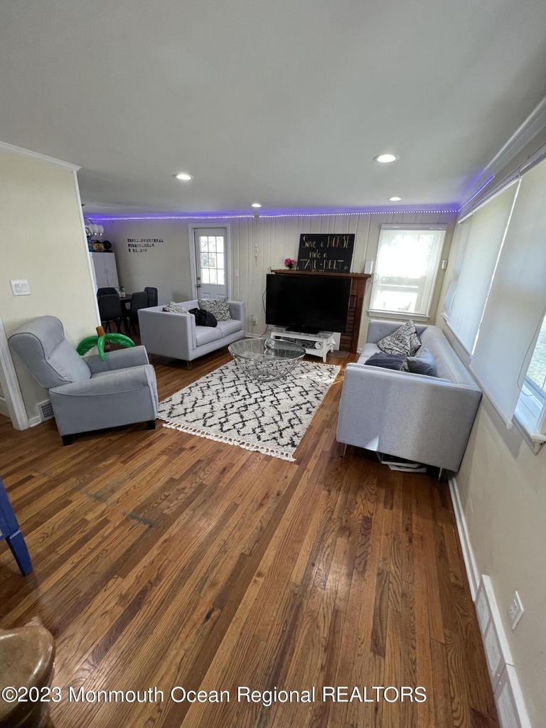 32 Baker Drive - Photo 3