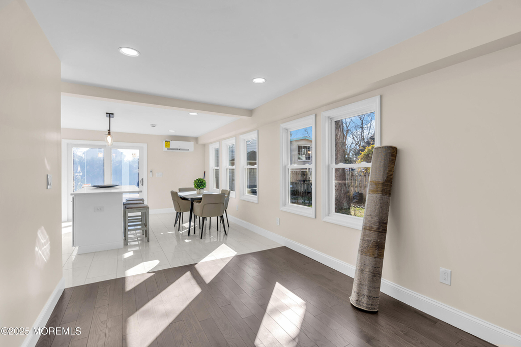814 Dunlewy Street - Photo 6