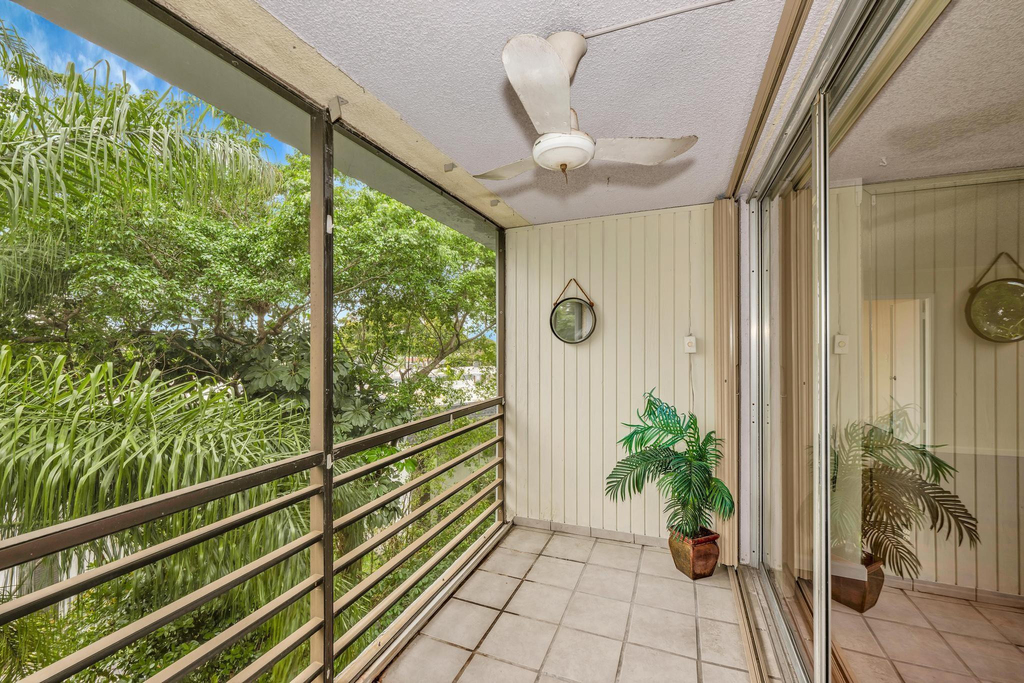 118 Royal Park Drive - Photo 6