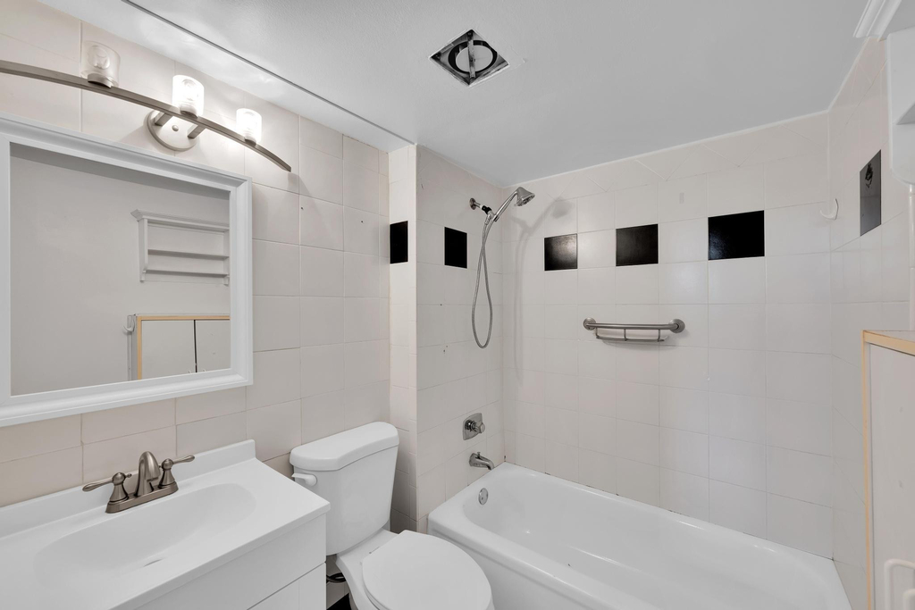 118 Royal Park Drive - Photo 13