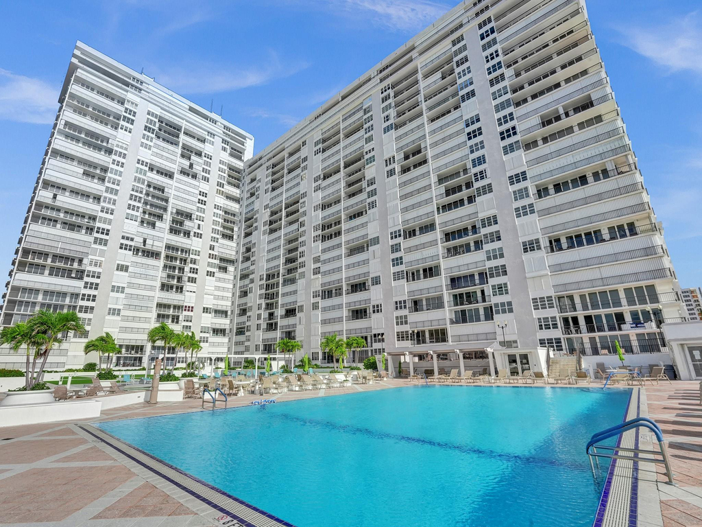 4280 Galt Ocean Drive - Photo 37