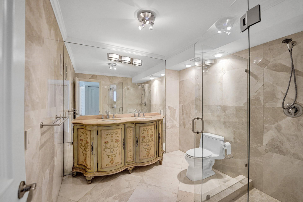 4280 Galt Ocean Drive - Photo 22