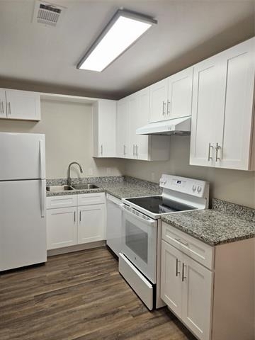 7800 Irish Drive - Photo 14