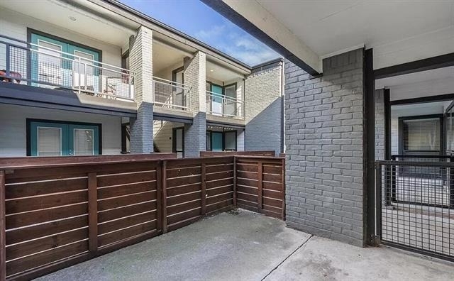 1925 Moser Avenue - Photo 20