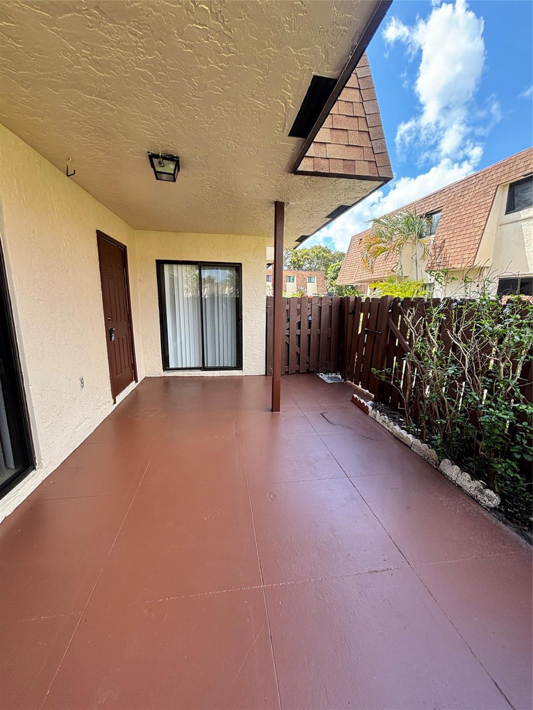 224 San Remo Boulevard - Photo 39