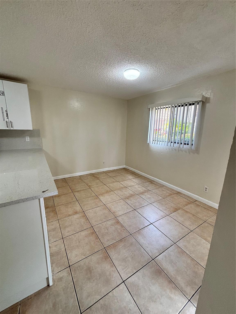 224 San Remo Boulevard - Photo 7