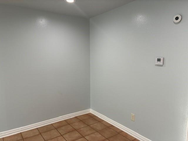 425 S Oak Street - Photo 8