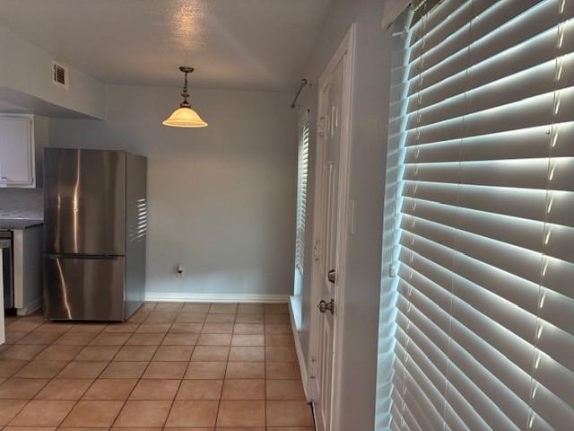 425 S Oak Street - Photo 1