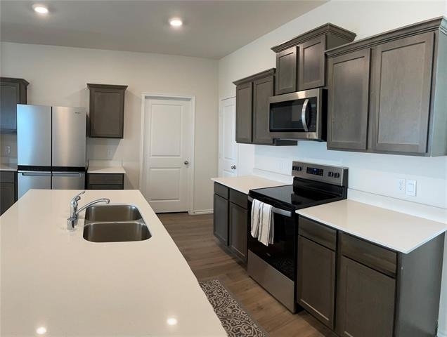 920 Sunrise Lane - Photo 5