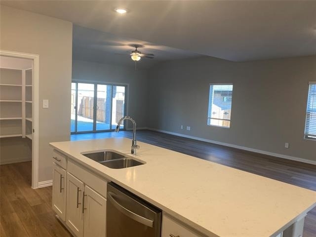 2129 Mustang Way - Photo 5