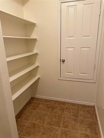 4709 Redbud Drive - Photo 5