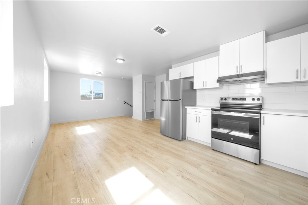 236 1/2 W 84th - Photo 7