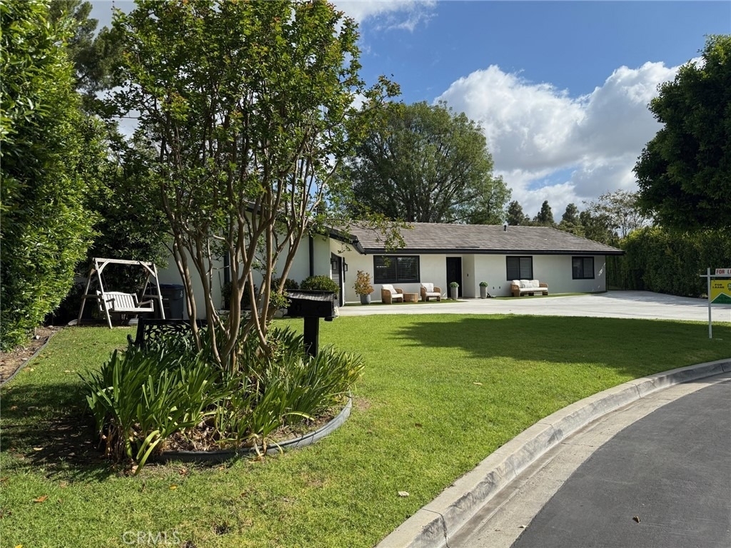 1530 Robin Way - Photo 34