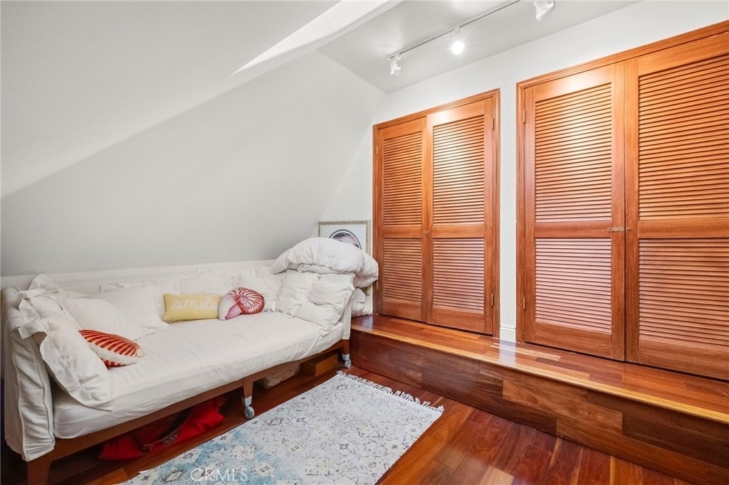 486 Holly Street - Photo 25