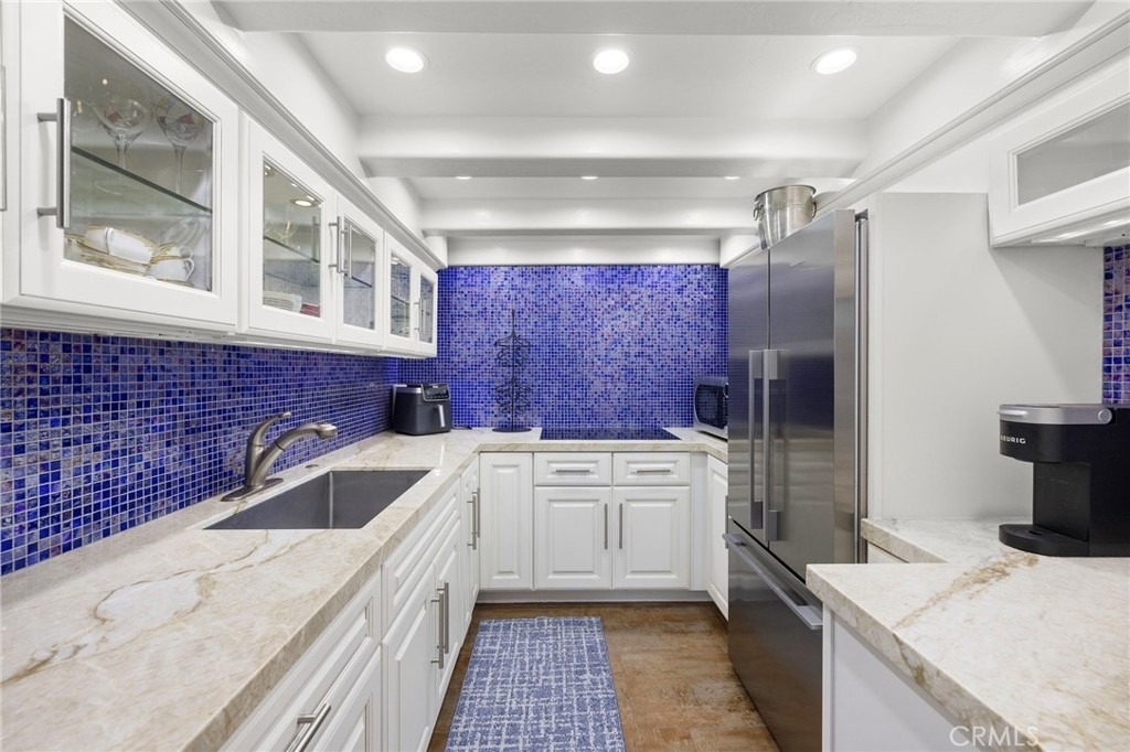 486 Holly Street - Photo 17