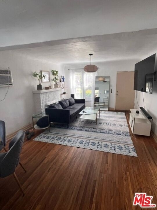 4354 Coolidge Avenue - Photo 6