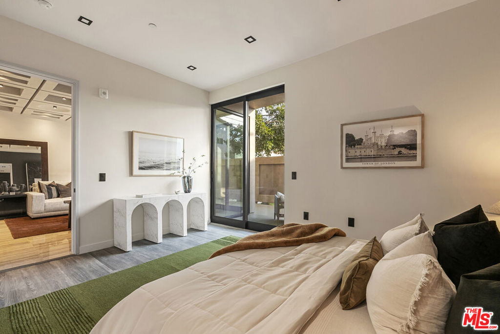 1021 N Ogden Drive - Photo 15