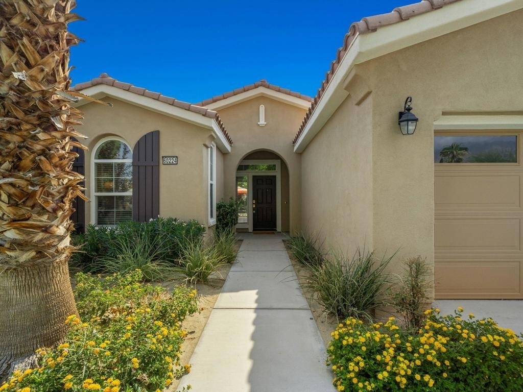 60224 Honeysuckle Street - Photo 4