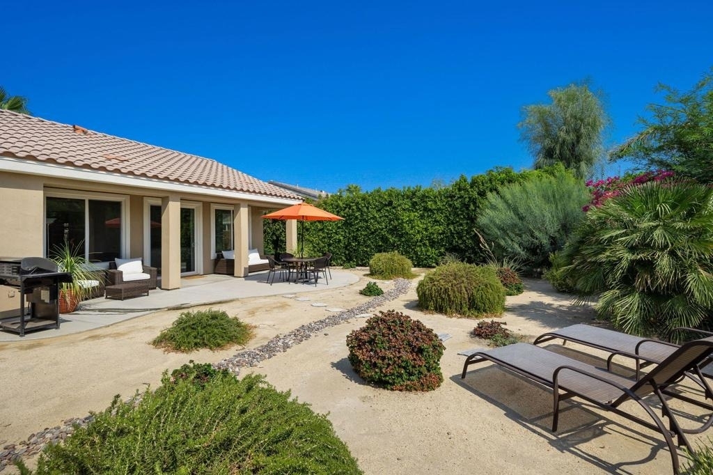 60224 Honeysuckle Street - Photo 20
