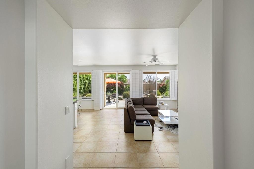 60224 Honeysuckle Street - Photo 5