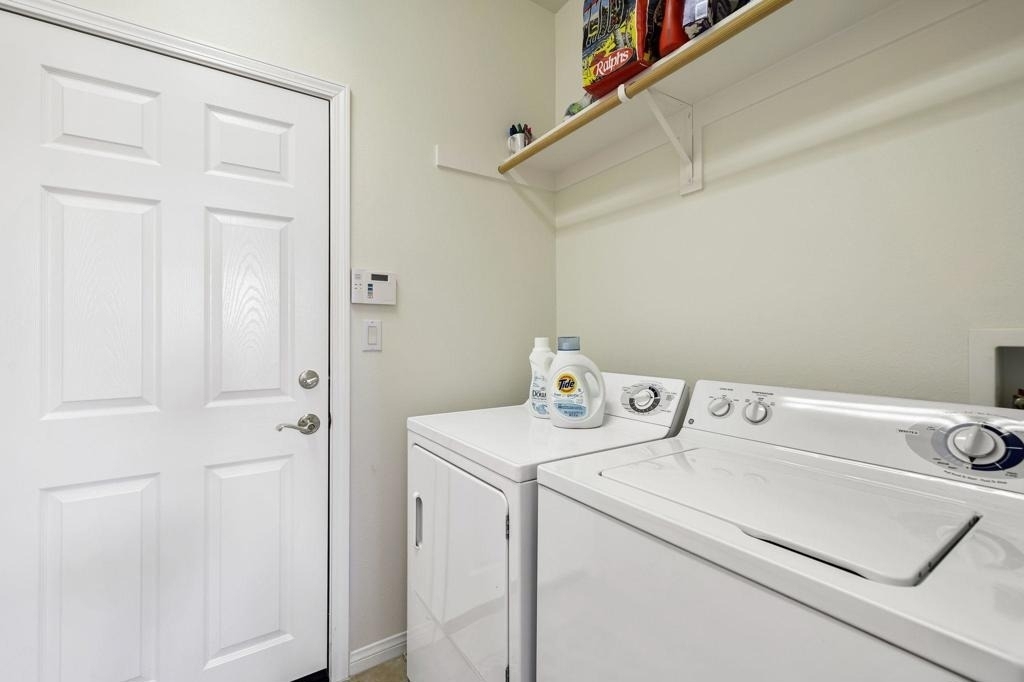 60224 Honeysuckle Street - Photo 29